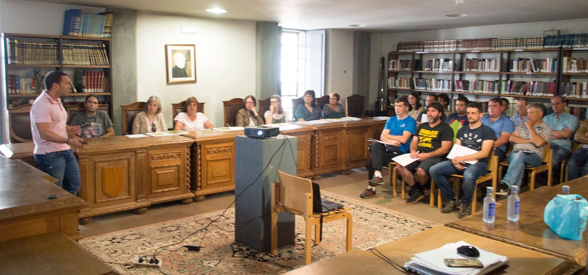 Revista AFRIGA — Fórmulas cooperativas para fijar riqueza en el rural