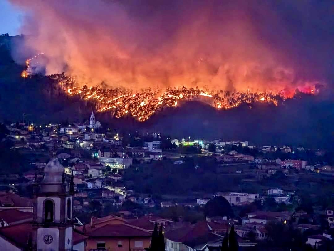 Situación de los incendios forestales en Galicia y Portugal