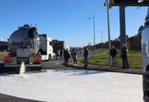 Crisis láctea en Galicia: leche sin recoger y 163 millones en pérdidas